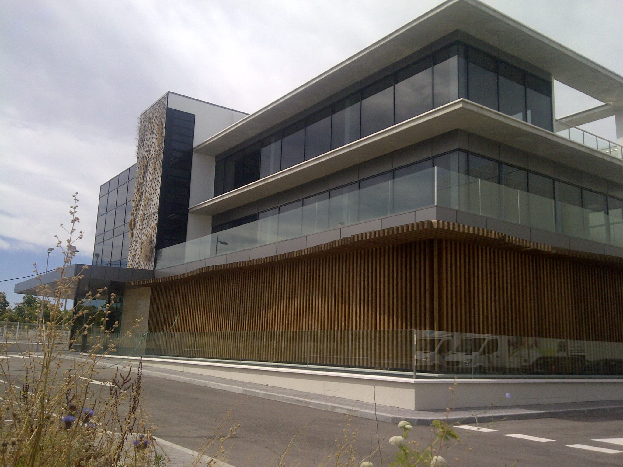 Edificio de Oficinas Jerez Panel Composite