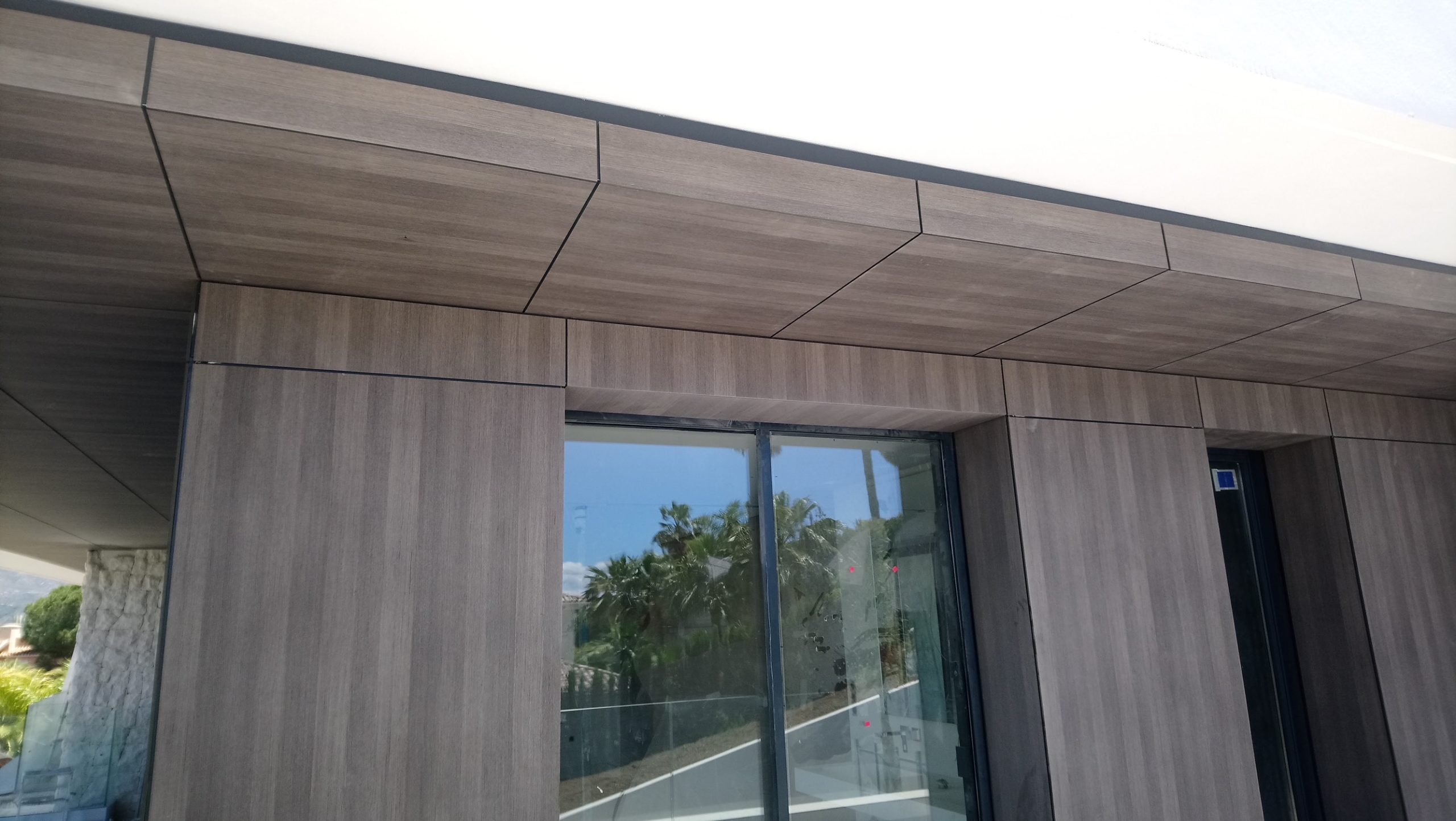 Recubrimiento fachada panel fenólico